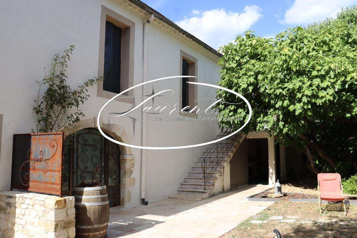 Maison à VEZENOBRES