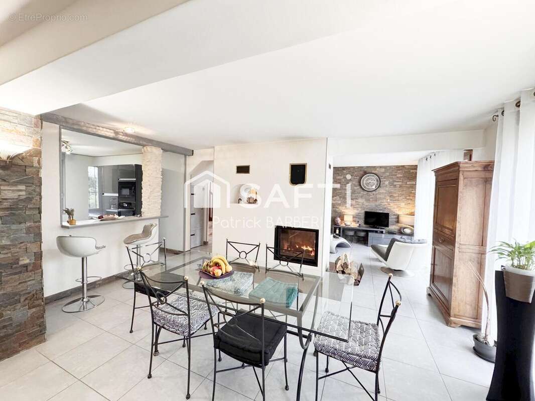 Photo 2 - Maison à VERNEUIL-SUR-SEINE