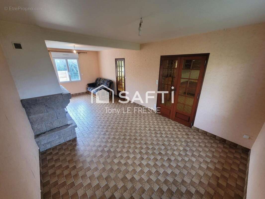 Photo 2 - Maison à SAINT-GONNERY