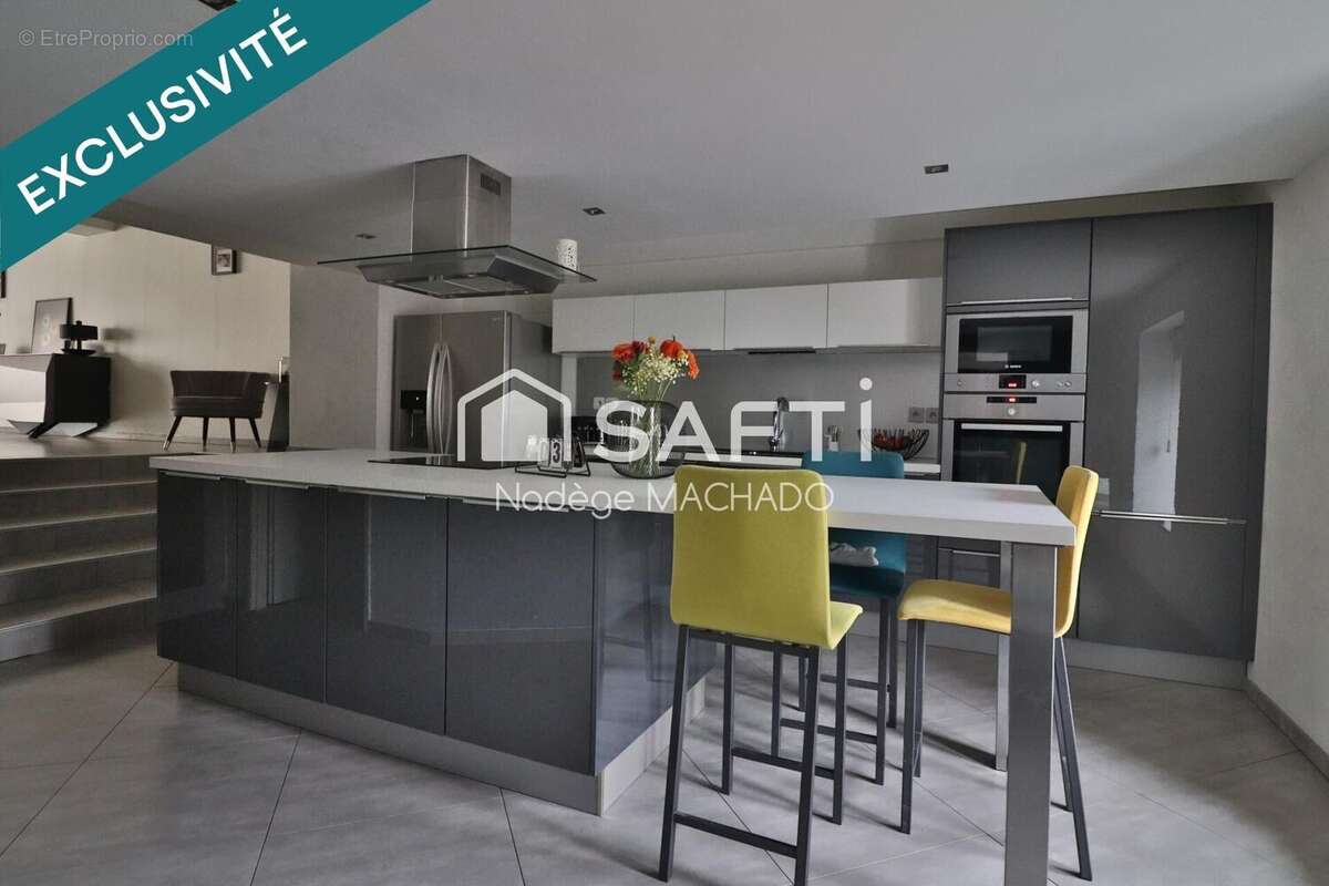 Photo 2 - Maison à AVRIL