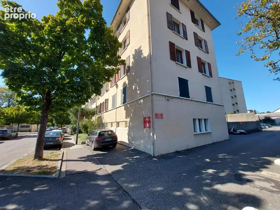 À saisir . annecy centre, fort potentiel après rénovation - photo 14