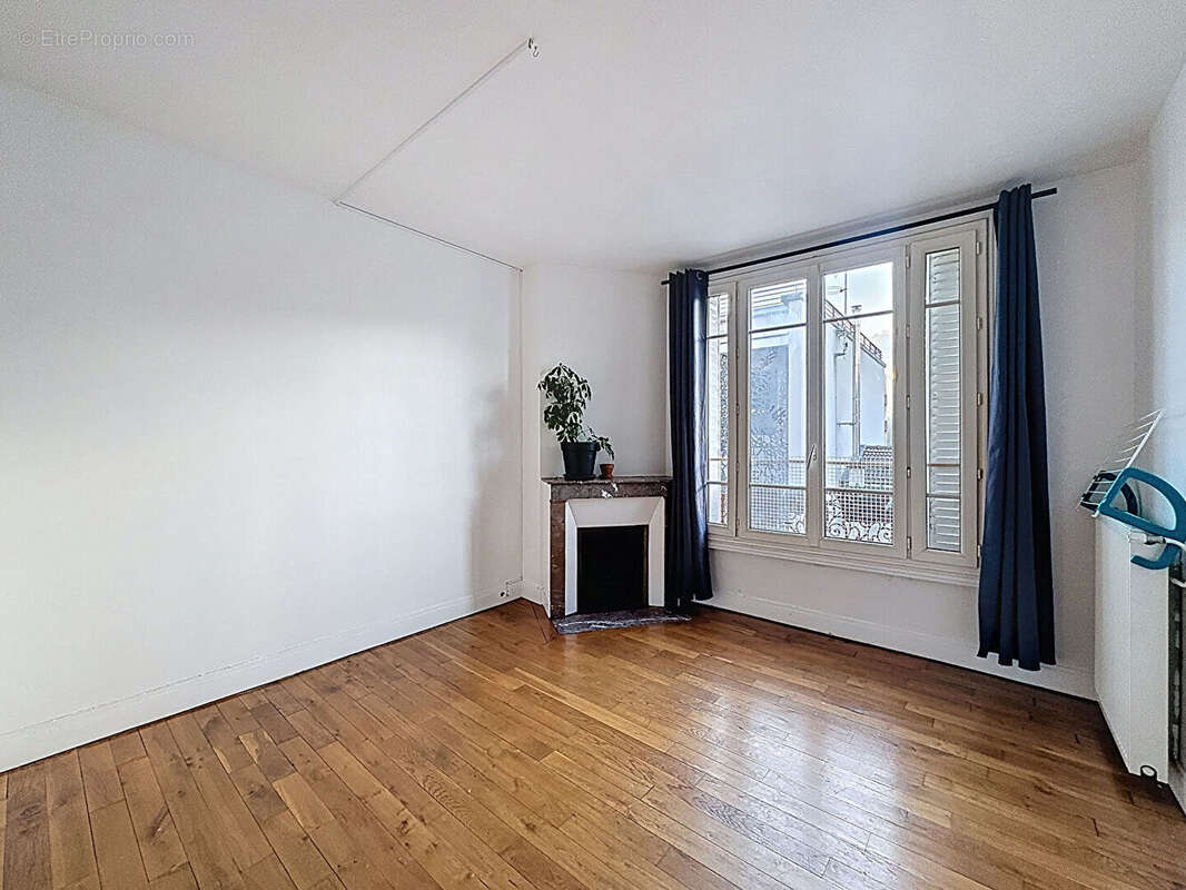 Appartement à SURESNES