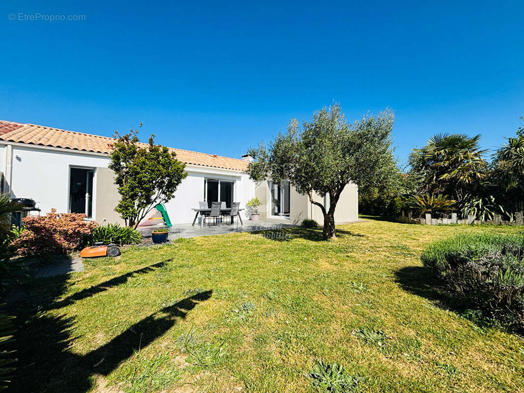 Maison à BOUAYE