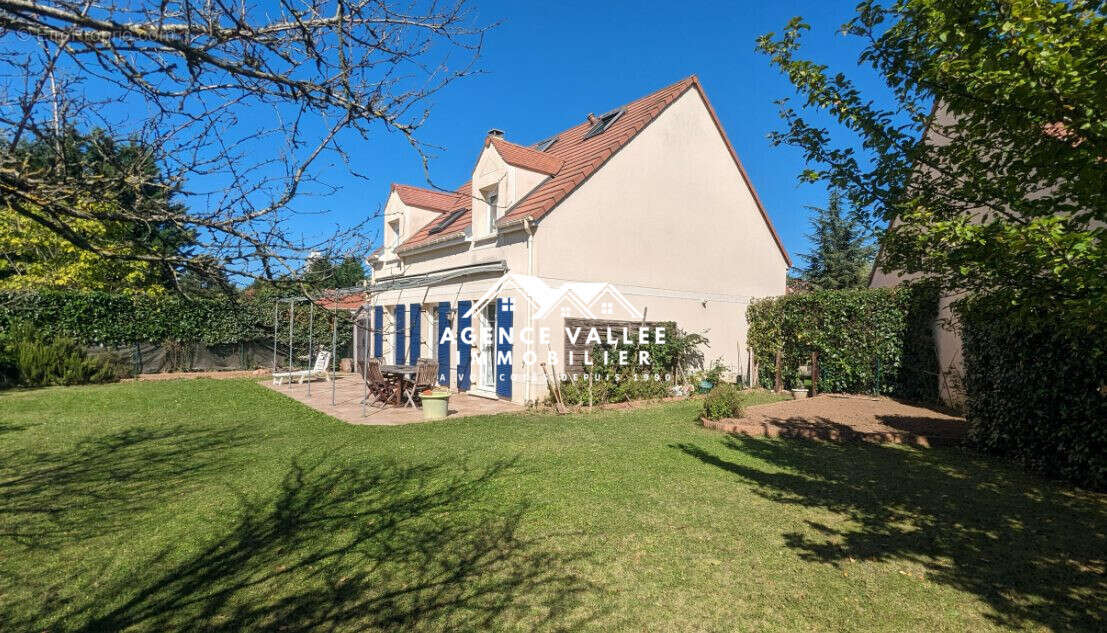 Maison à SAINT-PIERRE-DU-PERRAY