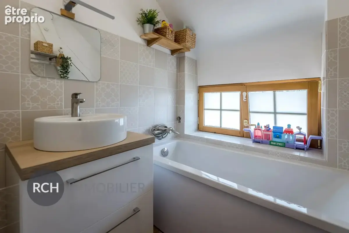 Le Mesnil Simon - Charmante maison familiale en pierre avec dépendances - photo 11