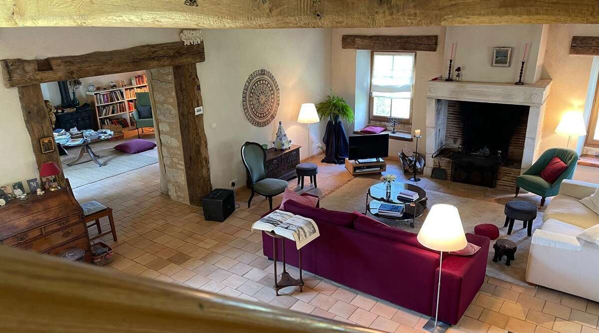 Maison à SAINTE-ALVERE