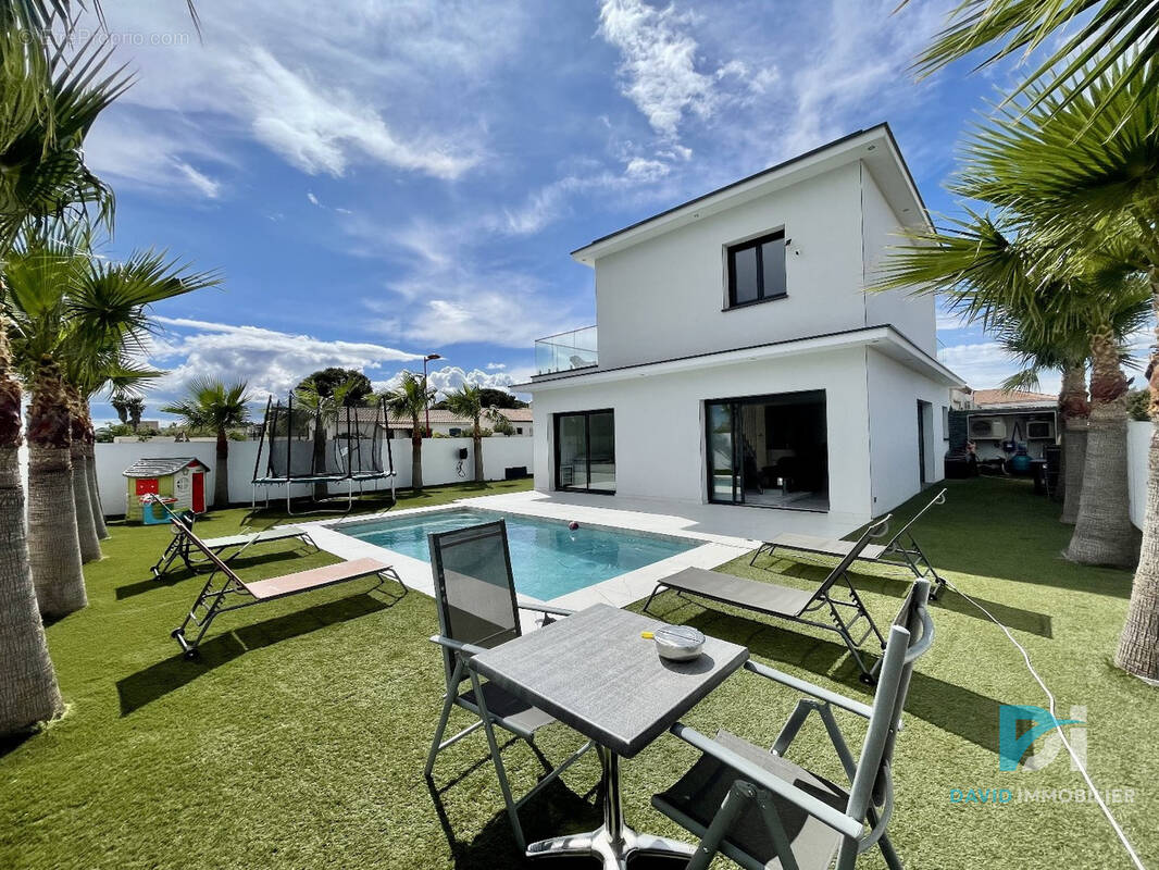 Maison à SAINT-THIBERY