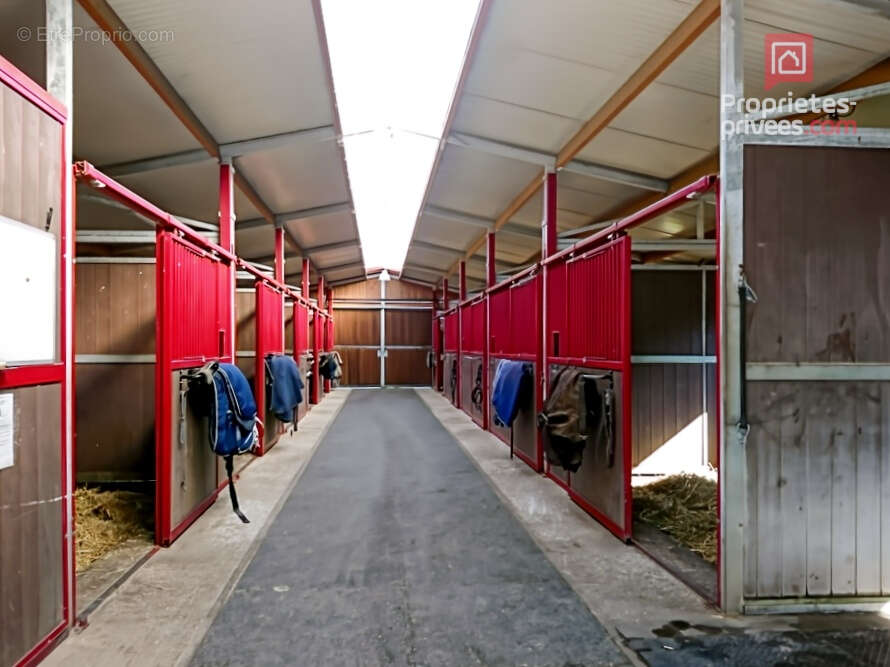 Maison à VARNEVILLE