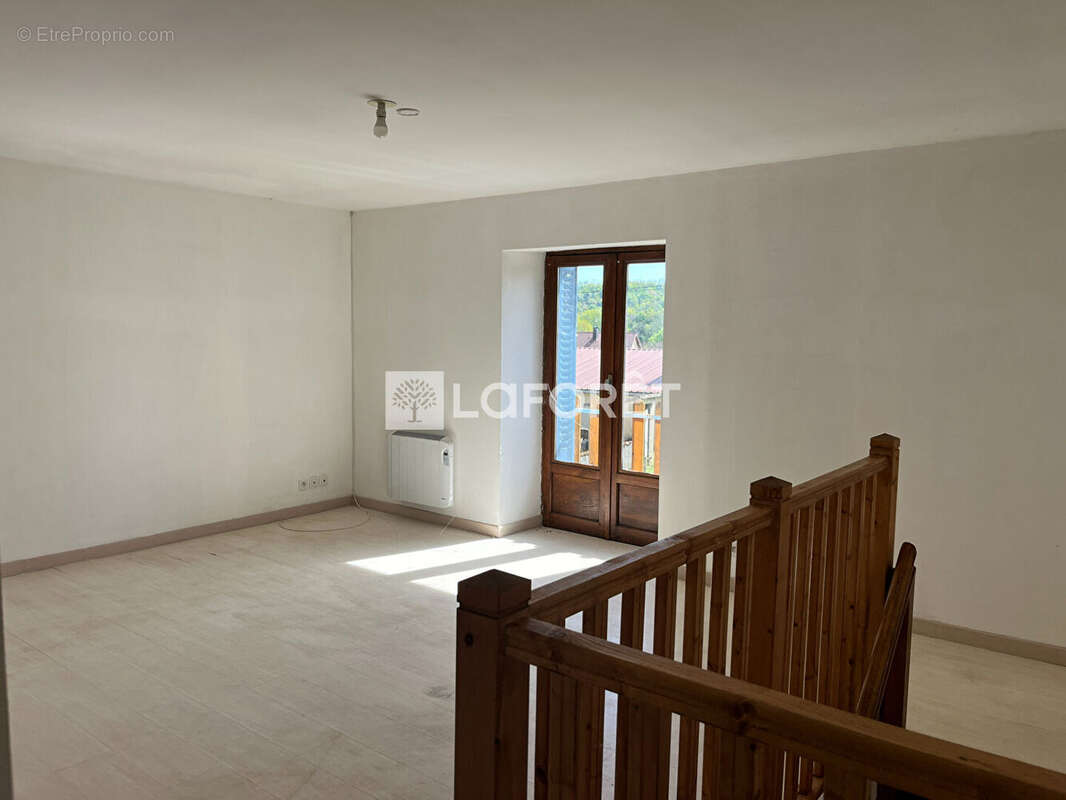 Maison à LONS-LE-SAUNIER