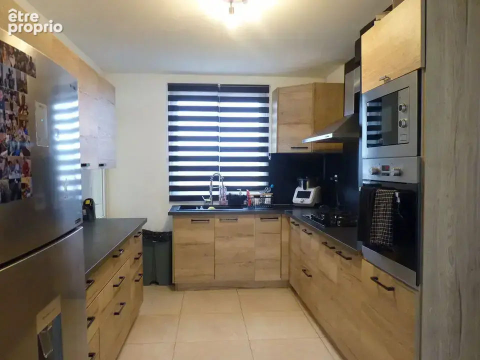 Appartement 4 pièces 80 m² à vendre à Peyrolles-En-Provence (13860) - photo 4