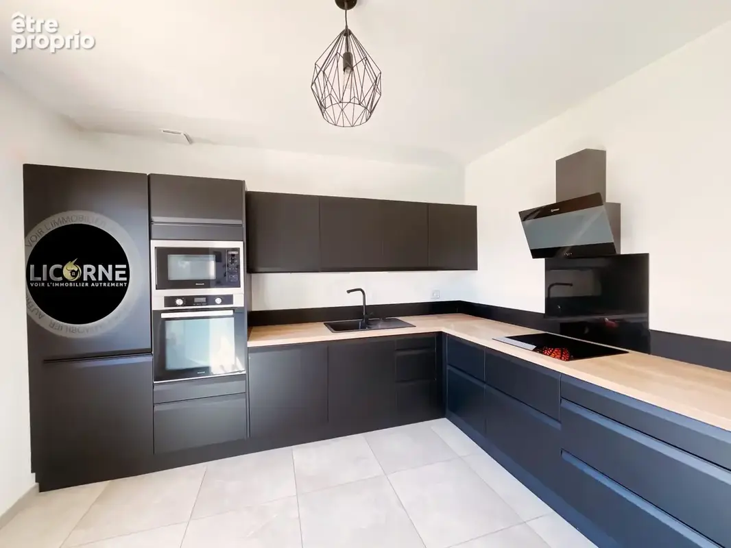 Maison 95 m² à Saint-Victoret  - photo 5