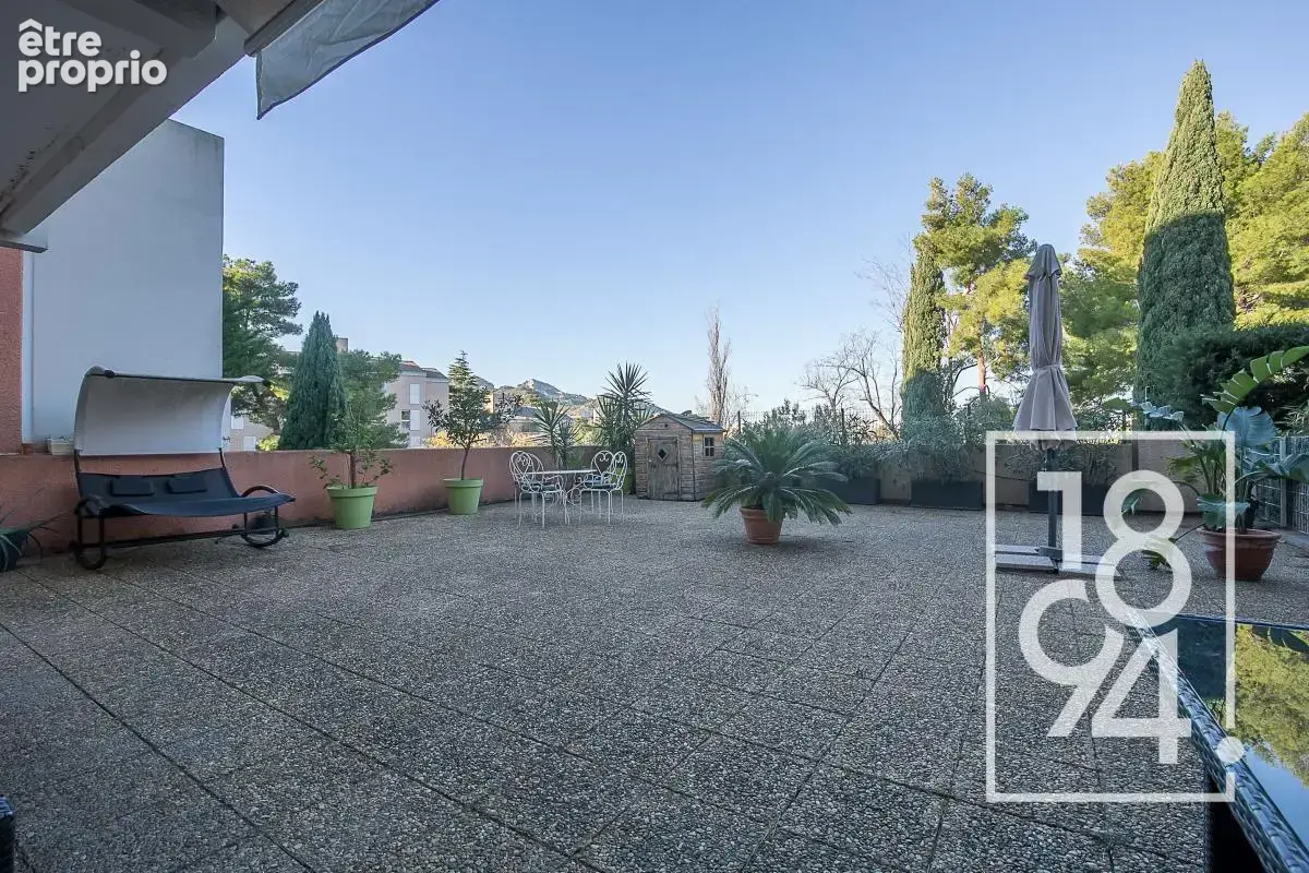 T4/5 de 100 m² avec 113 m² de terrasse - Résidence La Rochebelle - photo 1