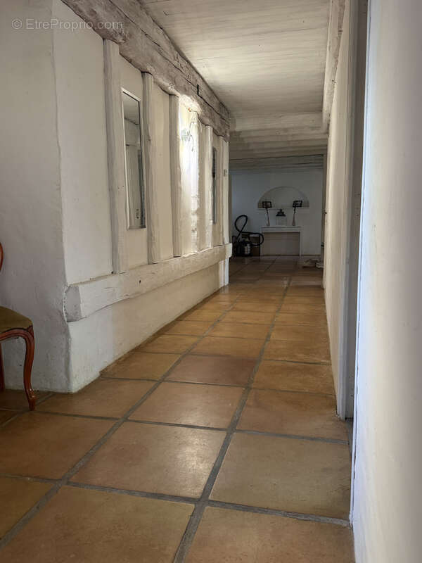 Maison à POUSSAN