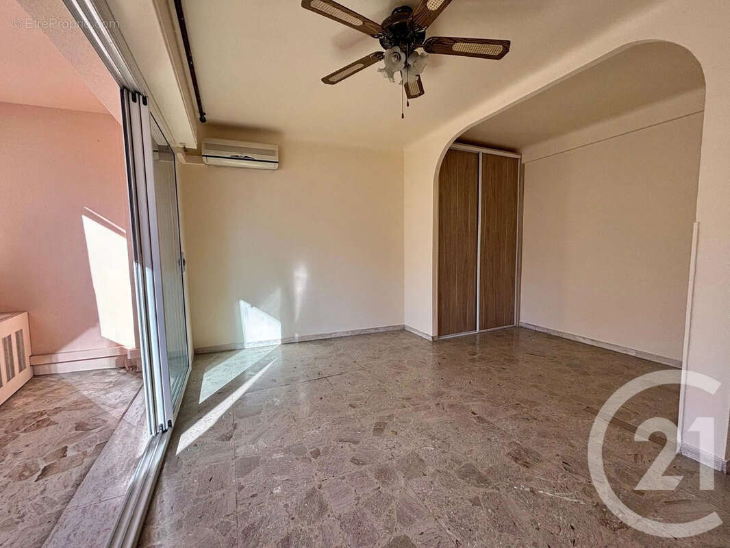 Appartement à LE CANNET