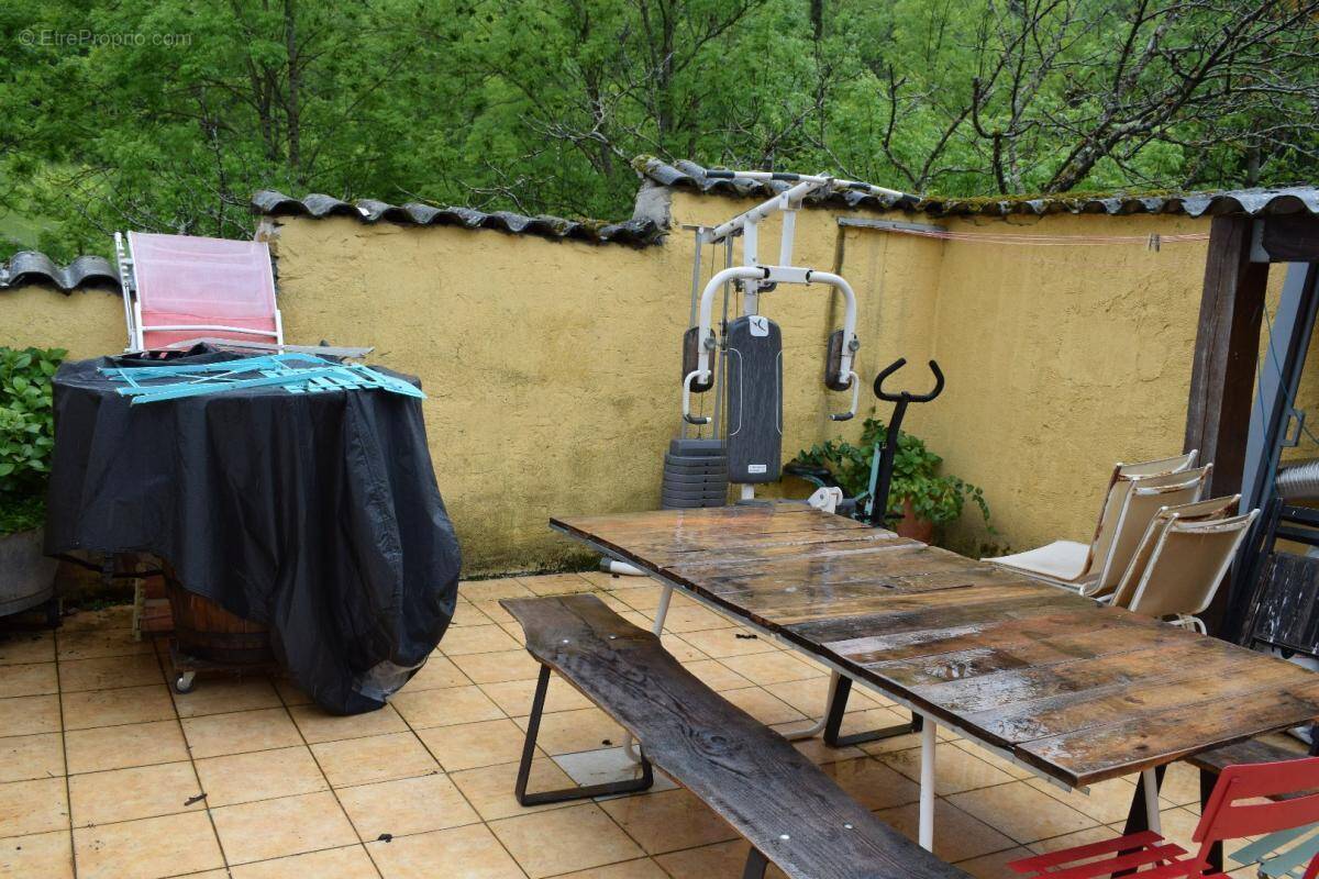 Maison à SAINT-JEAN-DE-PARACOL