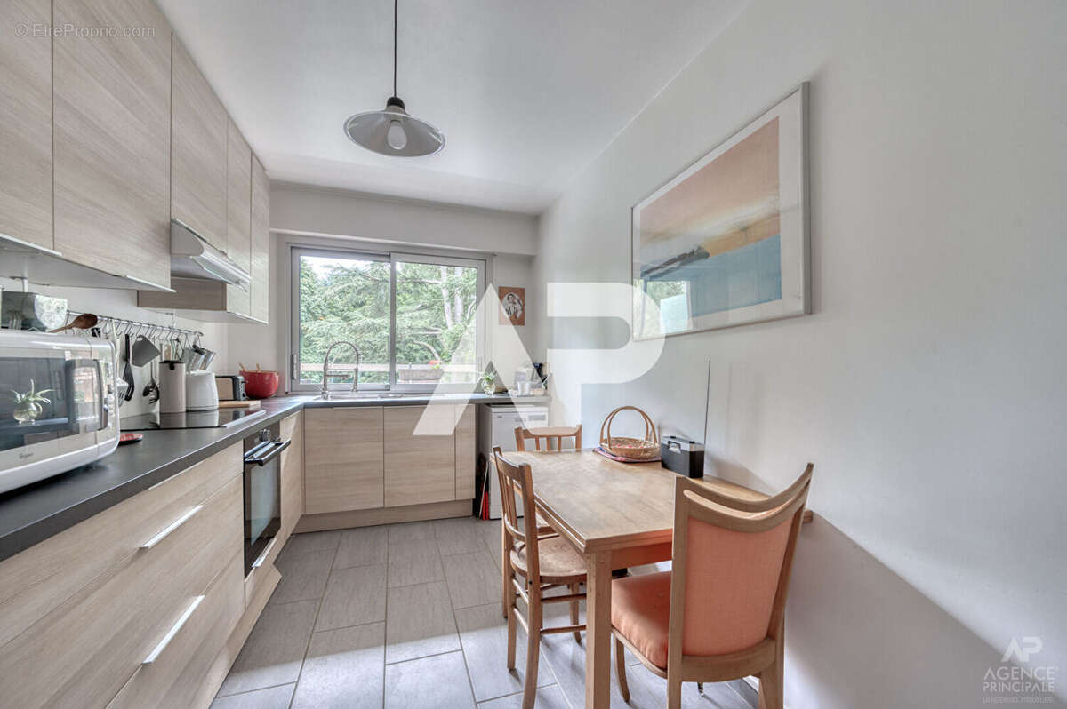 Appartement à RUEIL-MALMAISON