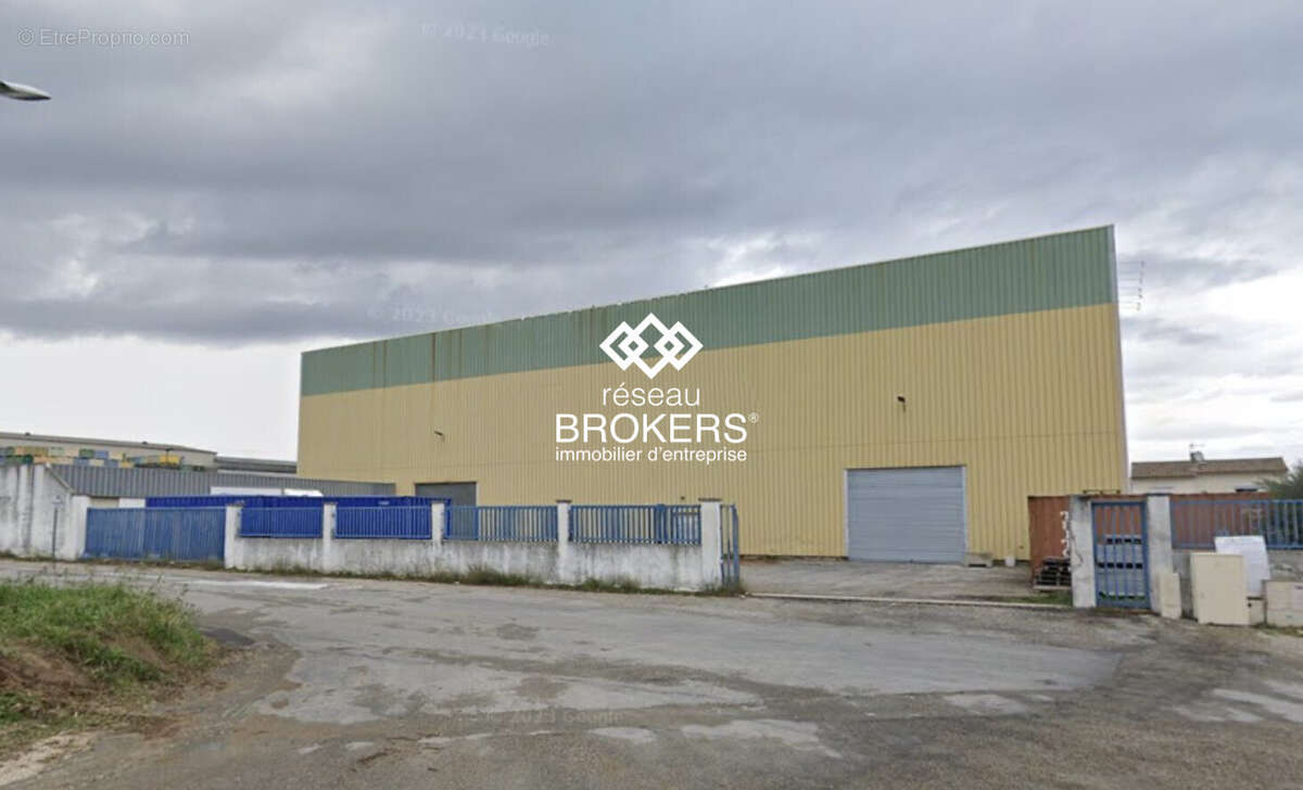 Commerce à PONT-SAINT-ESPRIT