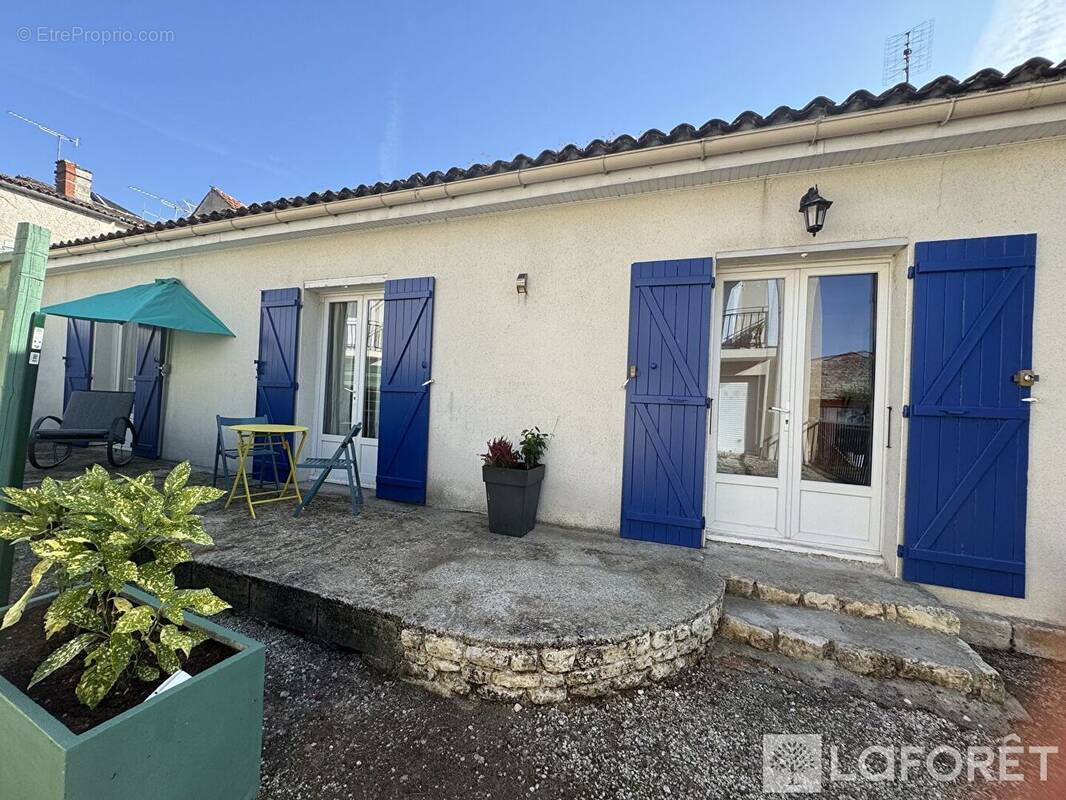 Maison à JARNAC