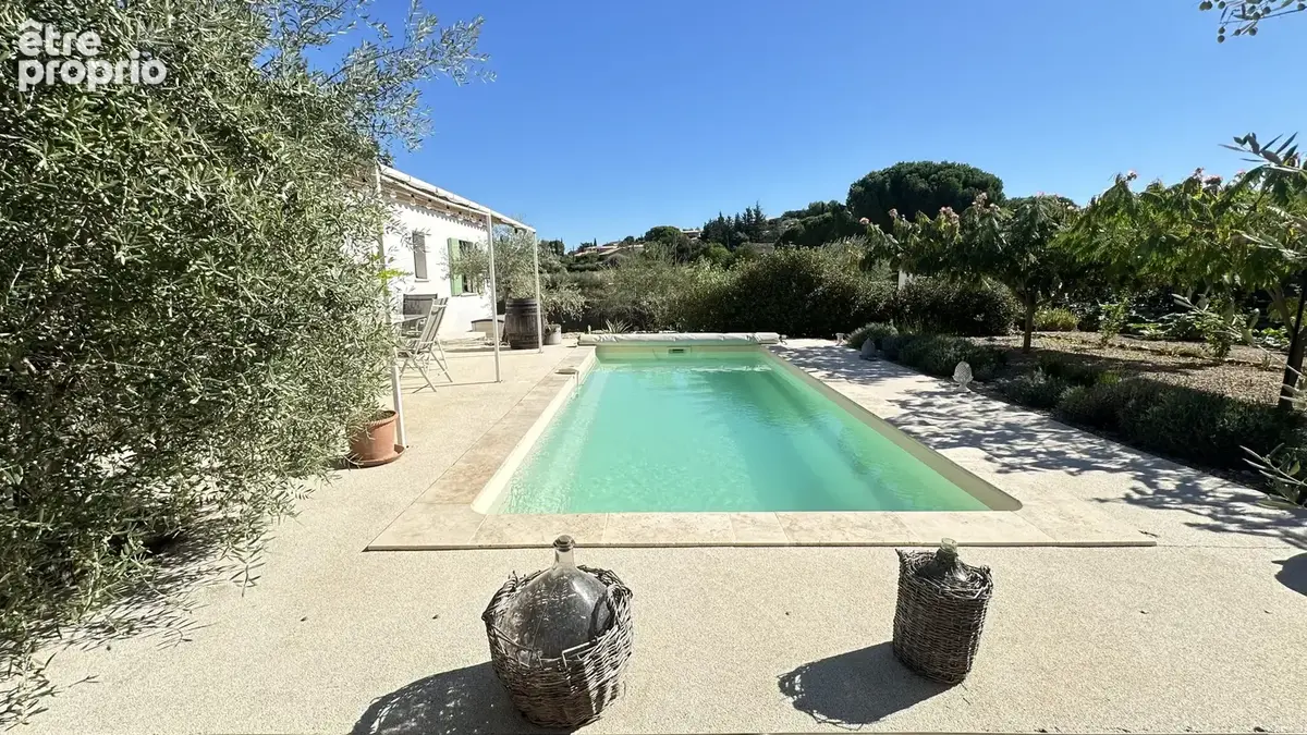 Exclusivité - Carcès - Villa de type 4 + véranda sur 759 2 avec piscine. - photo 2