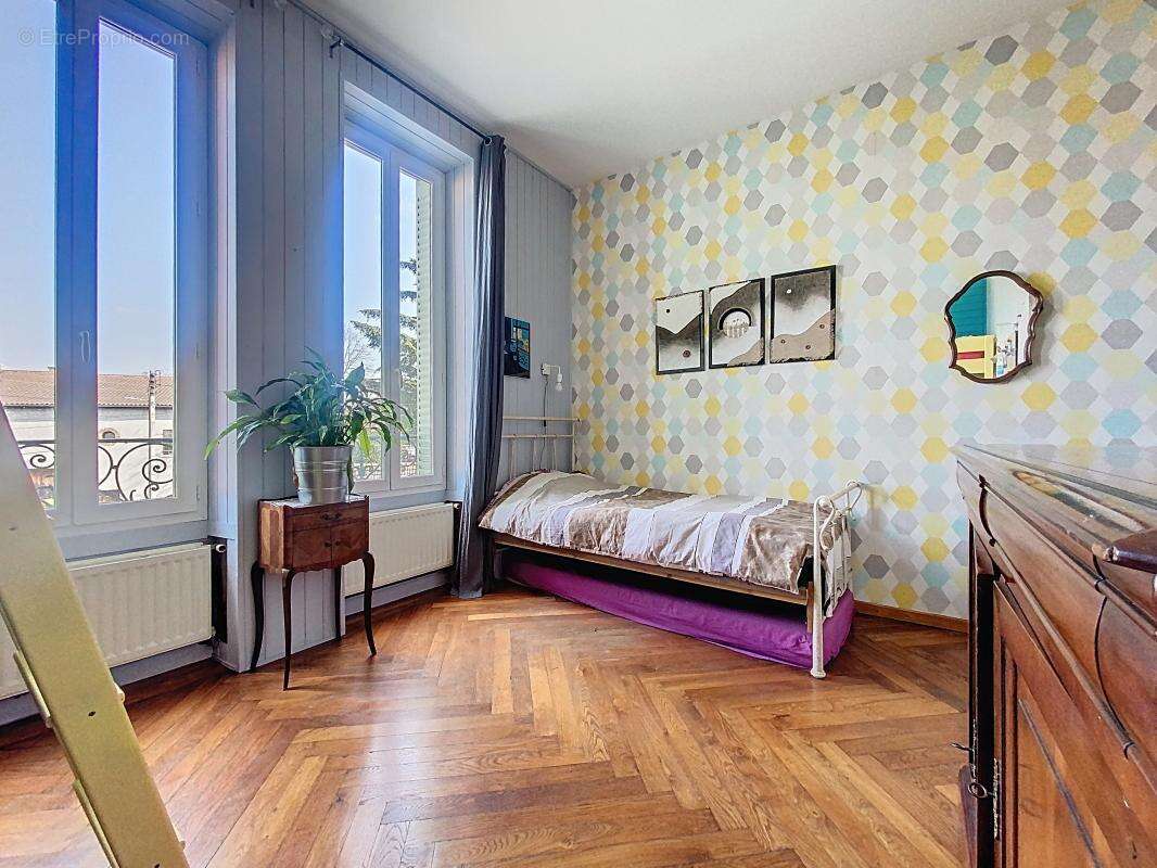 Appartement à VENISSIEUX