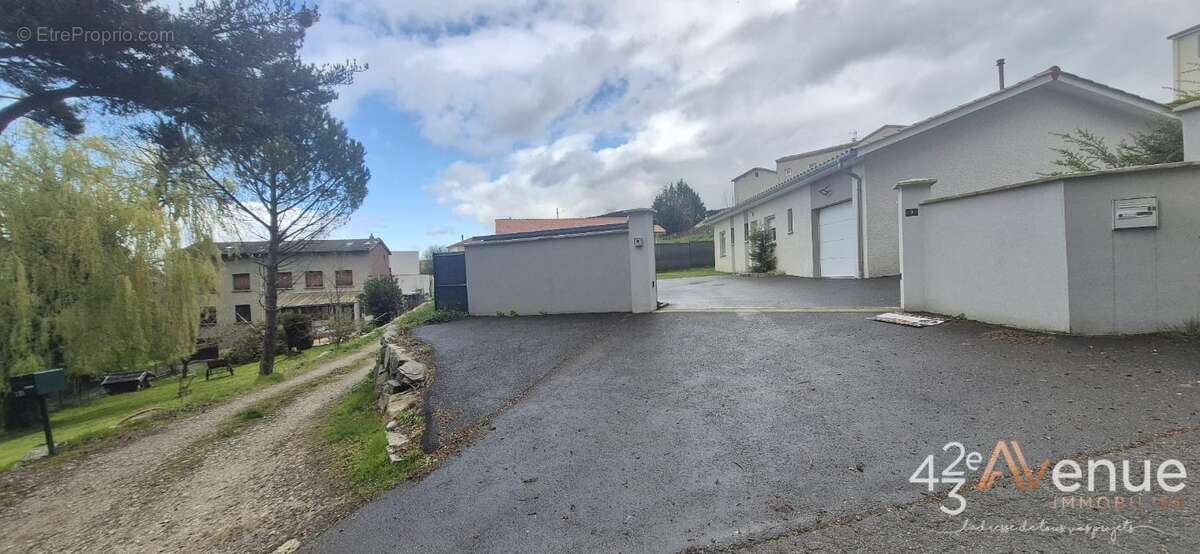 Maison à SAINT-CHAMOND