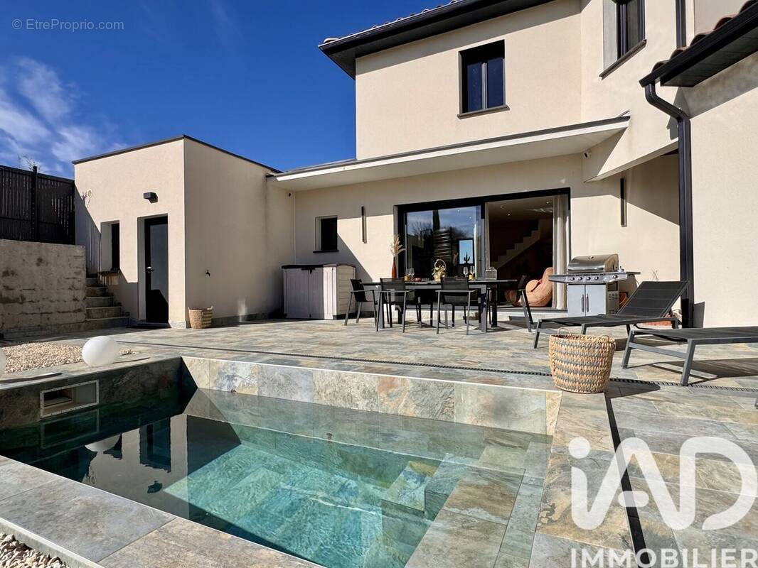 Photo 1 - Maison à LA CALMETTE