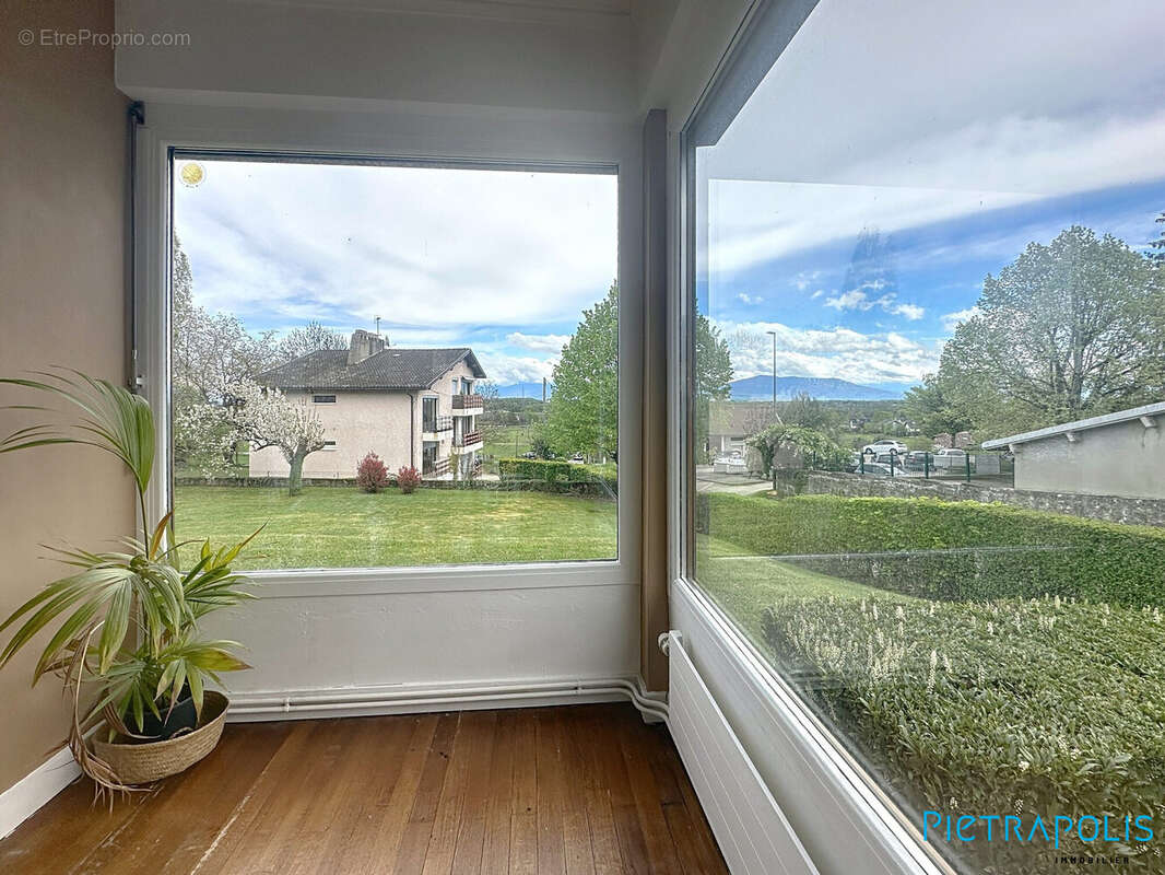 Maison à DIVONNE-LES-BAINS