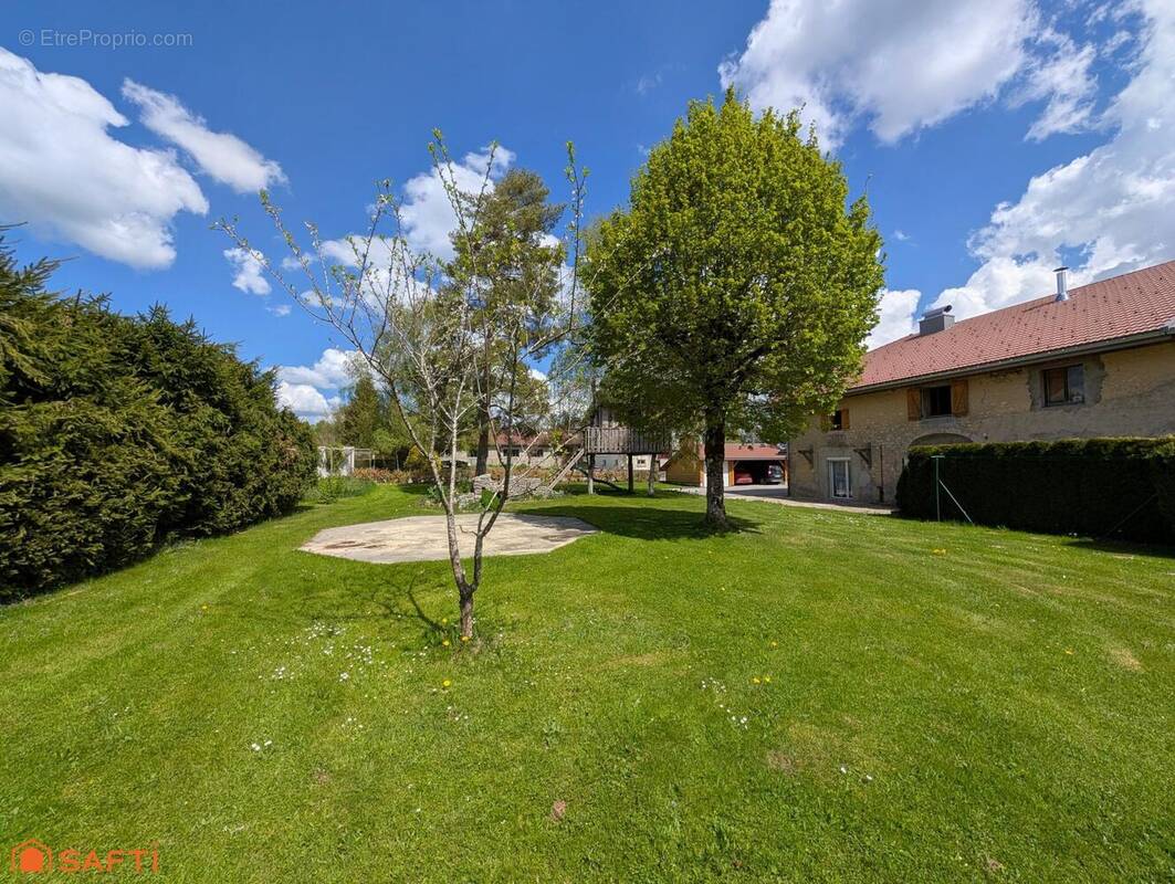 Photo 1 - Maison à SAINT-LAURENT-EN-GRANDVAUX