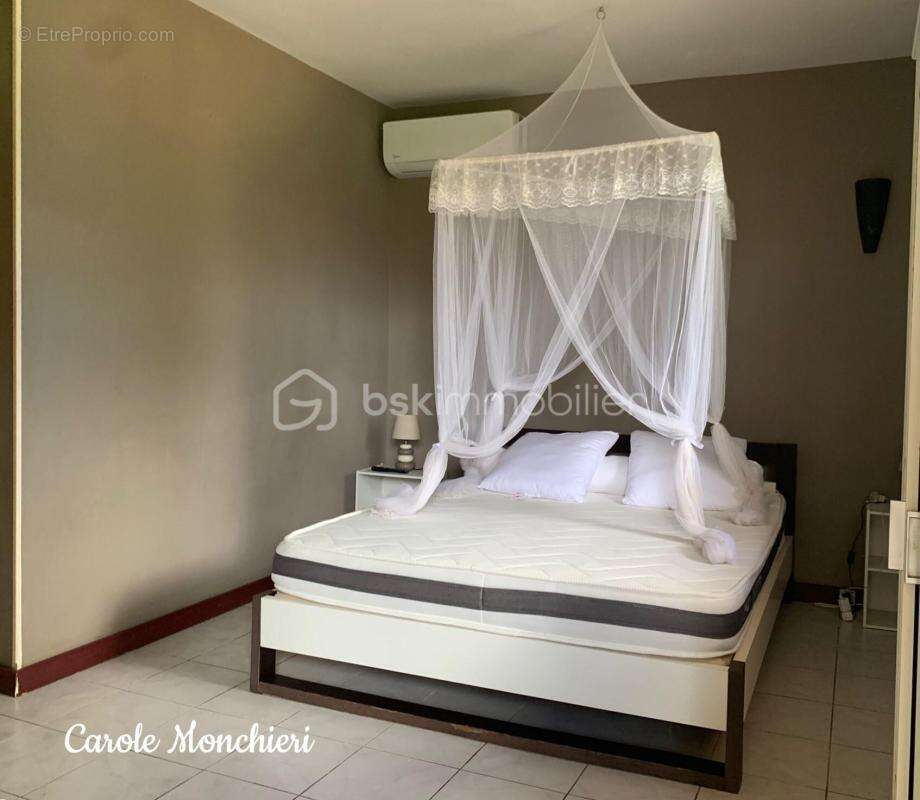 Appartement à LAMENTIN