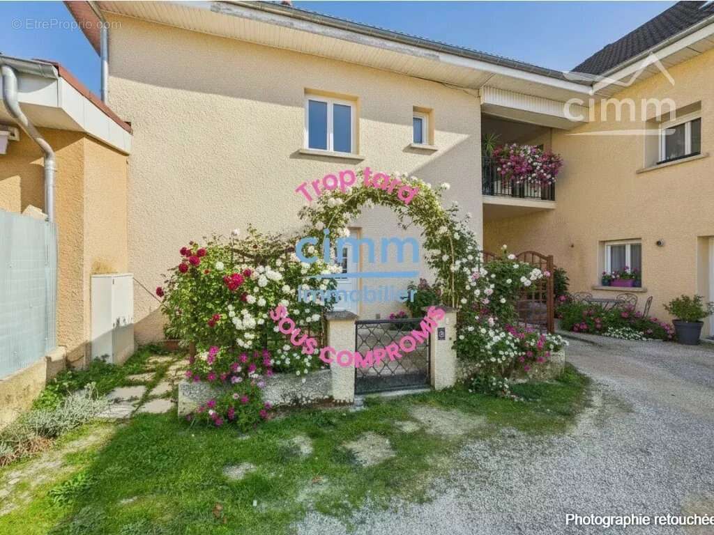 Appartement à SILLANS