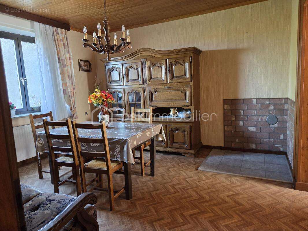 Maison à NOUSSEVILLER-SAINT-NABOR