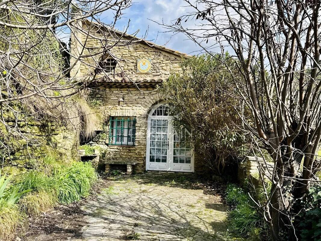 Maison à SAUMANE-DE-VAUCLUSE