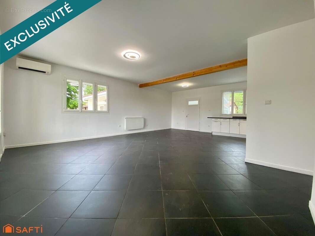 Maison 120 m² à Pinel-Hauterive  - photo 4