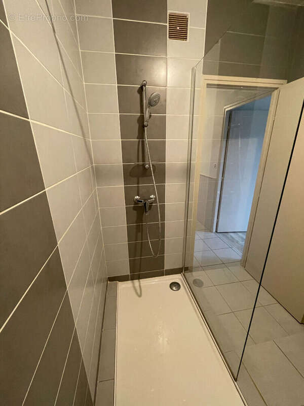 Appartement à DECAZEVILLE