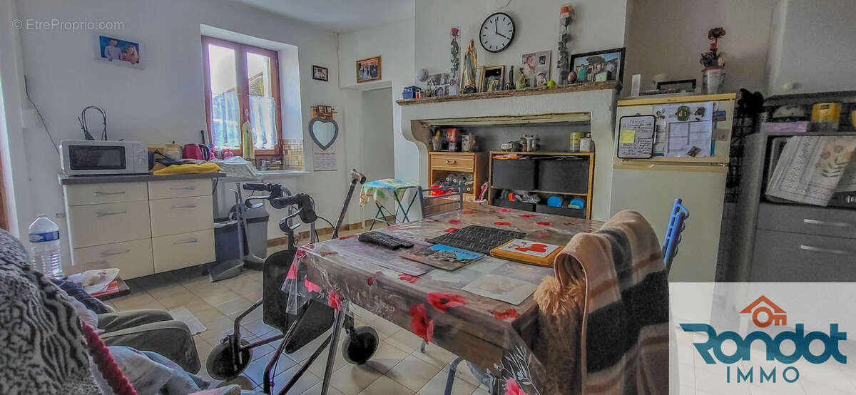 Maison à SELONGEY