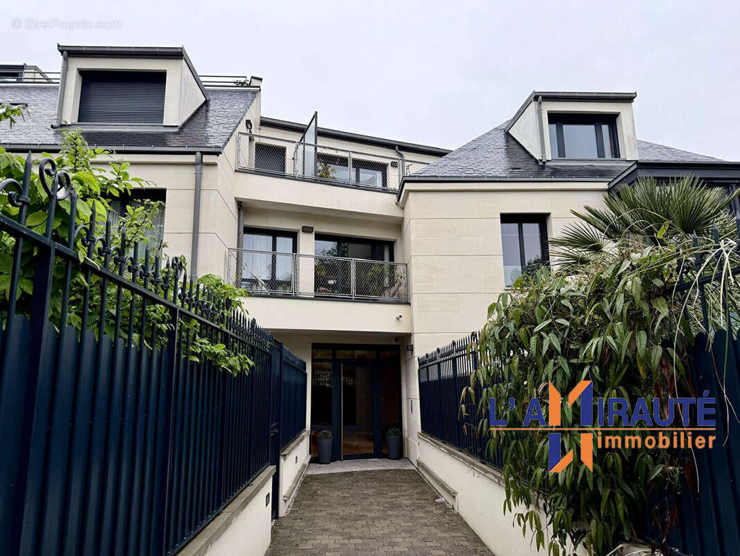 Appartement à MAISONS-LAFFITTE