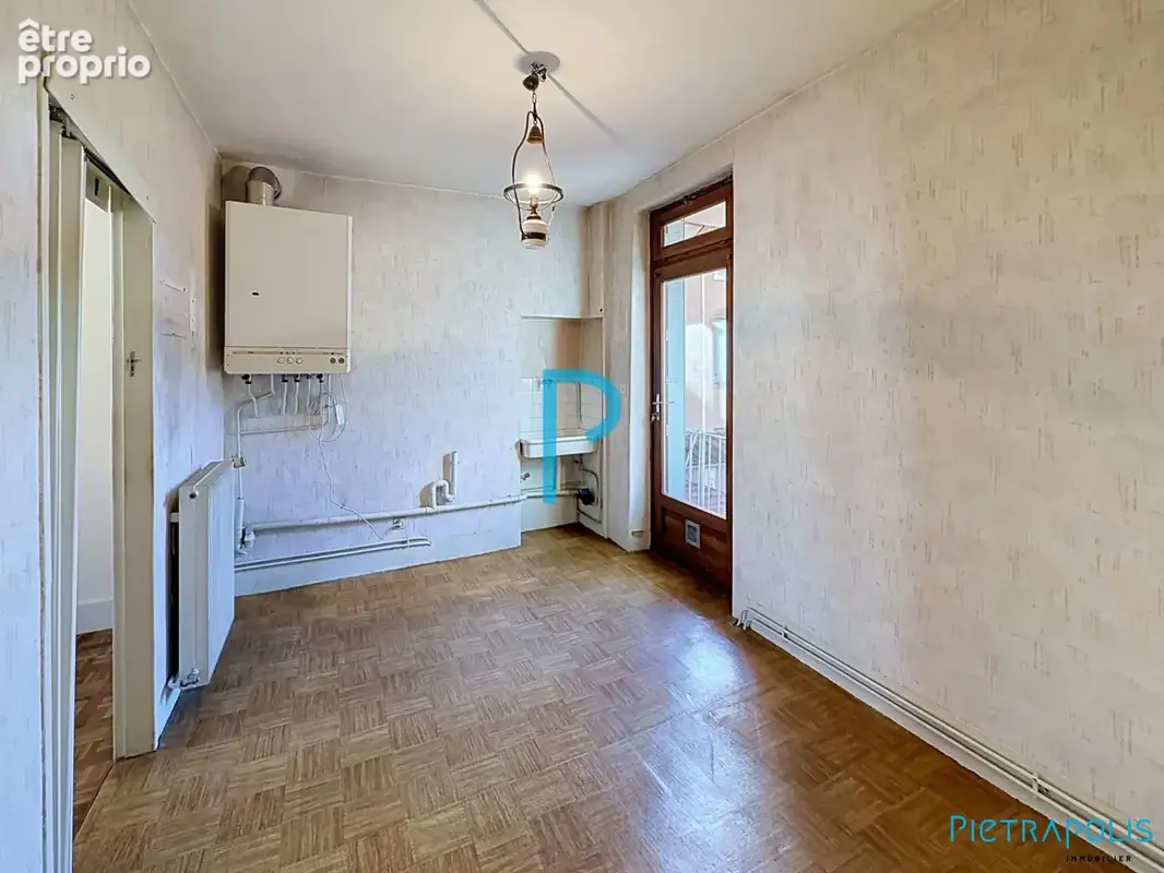 Appartement 7 pièces 97 m² à vendre à Tarare (69170) - photo 7