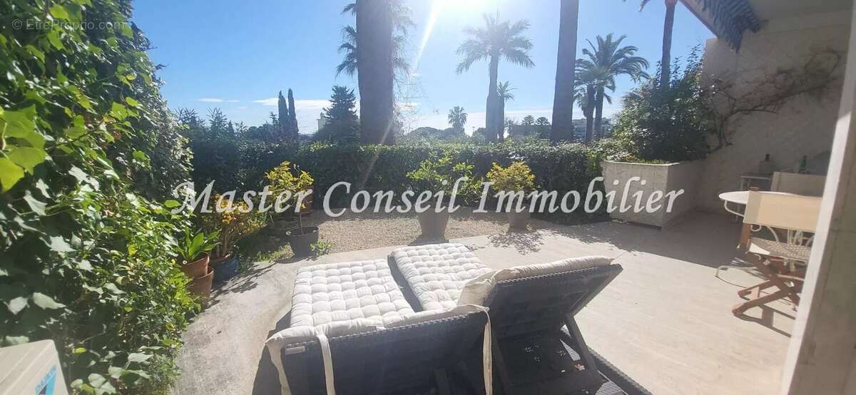 Appartement à CANNES