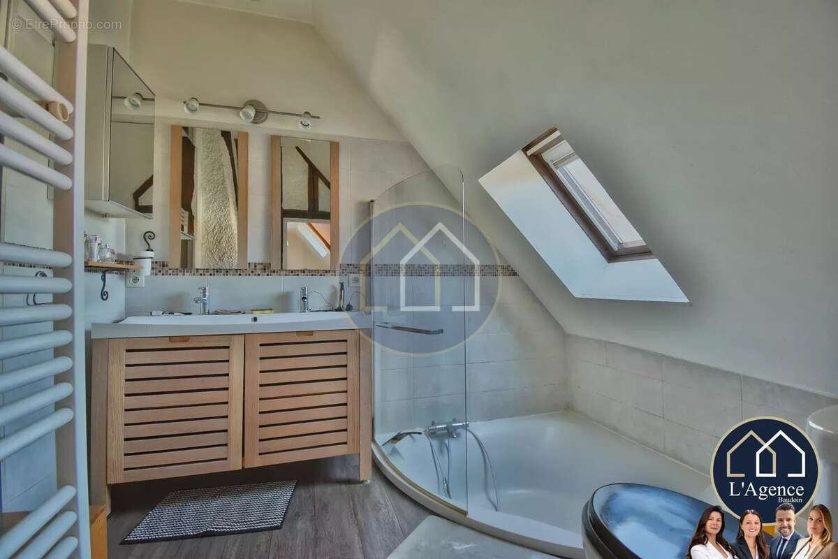 Maison à NOGENT-LE-ROI