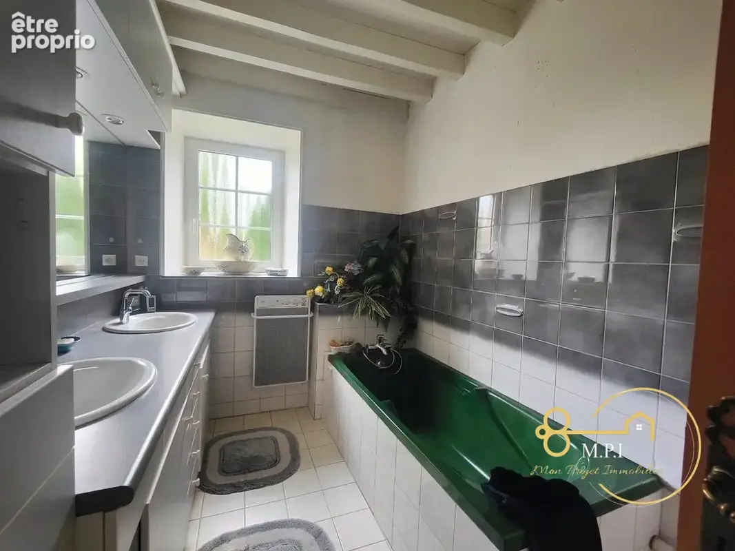 Maison 7 pièces 136 m² à vendre à Coulonges-Sur-Sarthe (61170) - photo 7