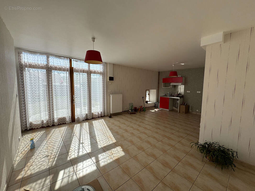 Maison à ARRENES