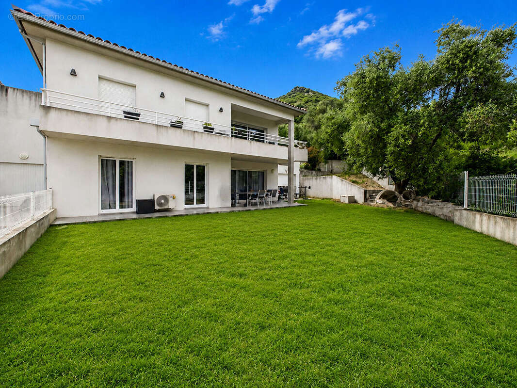 Appartement à ALATA