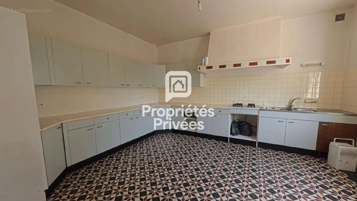 Nontron (24300) --- maison des années 30 au charme préservé --- - photo 6