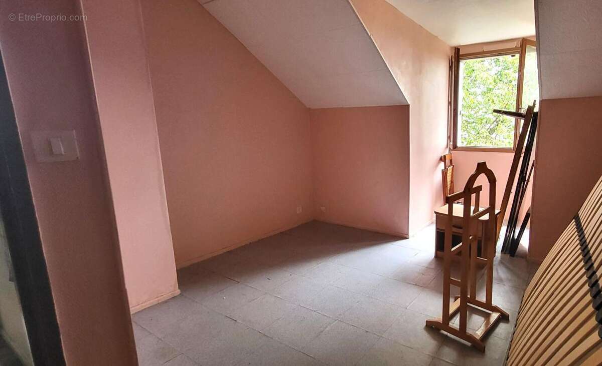 Maison à SAINT-ELOY-LES-MINES