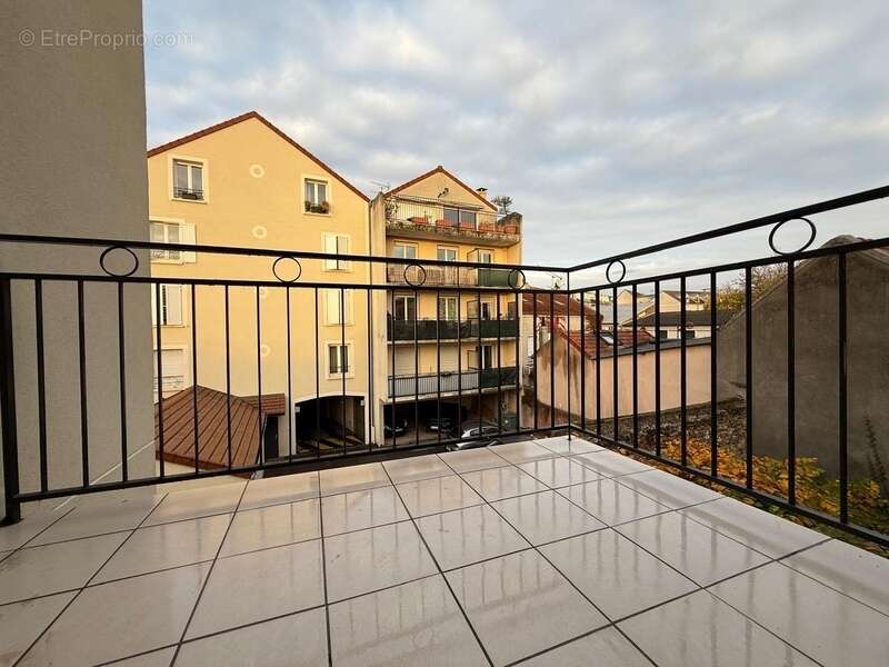 Appartement à VILLIERS-SUR-MARNE
