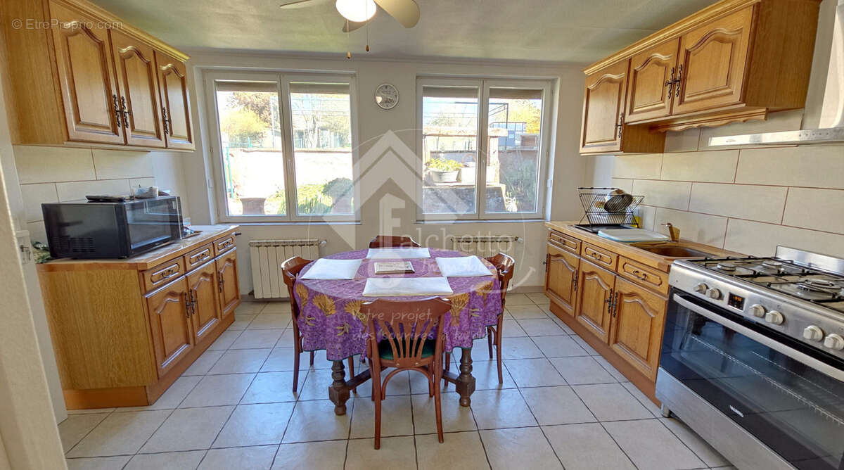 Maison à SAINT-LEON