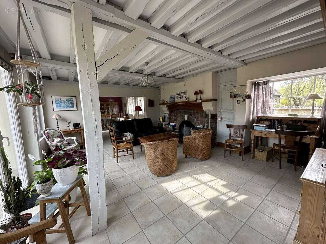 Maison à PACY-SUR-EURE