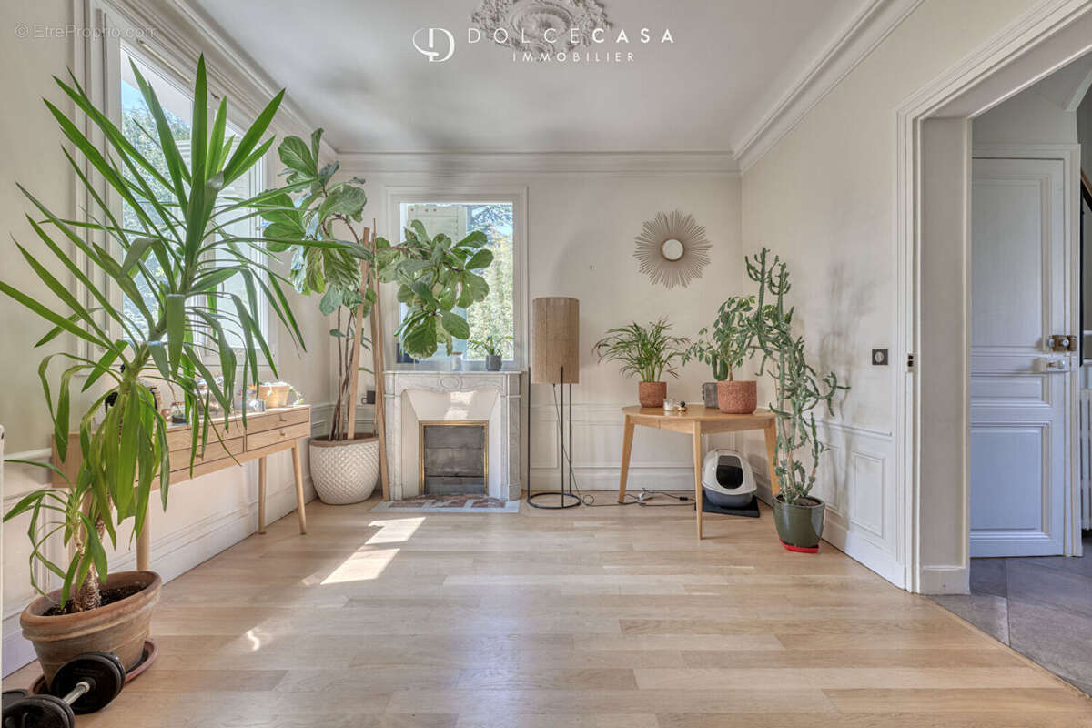 Maison à NOGENT-SUR-MARNE