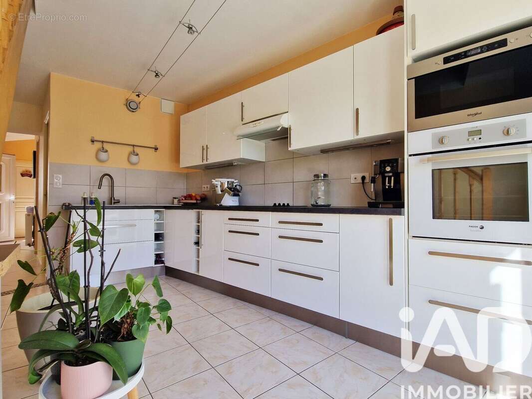 Maison 92 m² à Carnetin  - photo 5