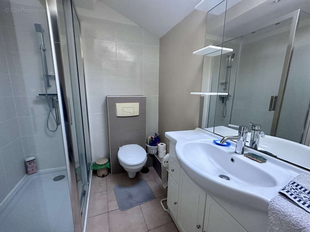 Maison à BAGNOLS-SUR-CEZE